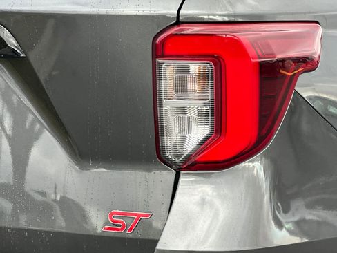 Certified 2020 Ford Explorer ST w/ ST Street Pack image 29