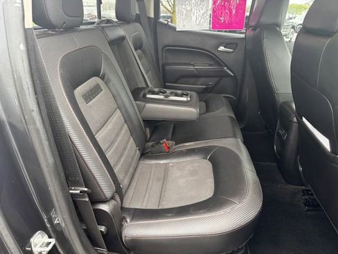 Used 2018 GMC Canyon All Terrain w/ Trailering Package AWD/4WD image 16