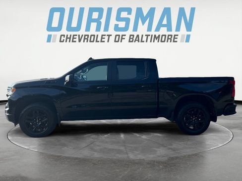 Used 2024 Chevrolet Silverado 1500 RST w/ Convenience Package II AWD/4WD image 3