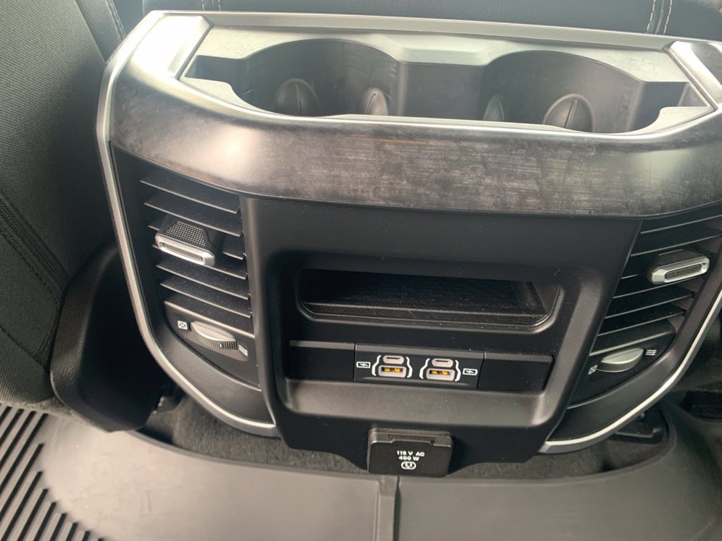 Used 2022 RAM 1500 Big Horn AWD/4WD image 31