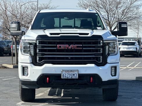 Used 2022 GMC Sierra 2500 AT4 w/ AT4 Premium Plus Package image 9