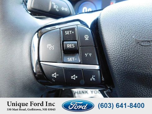 Used 2023 Ford Escape Platinum w/ Premium Technology Package image 18