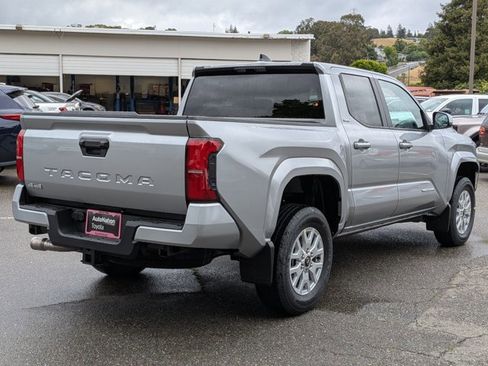 New 2026 Toyota Tacoma SR5 AWD/4WD image 2