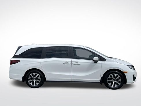 Certified 2026 Honda Odyssey EX-L image 7