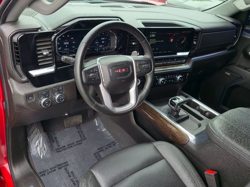 Certified 2024 GMC Sierra 1500 Elevation w/ Elevation Premium Package AWD/4WD image 12