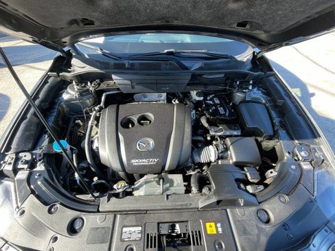 Used 2018 MAZDA CX-5 Touring w/ Preferred Equipment Package image 18