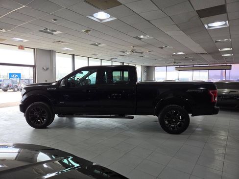 Used 2017 Ford F150 XLT w/ Equipment Group 302A Luxury image 6