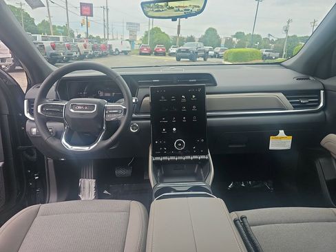New 2026 GMC Terrain Elevation FWD image 14