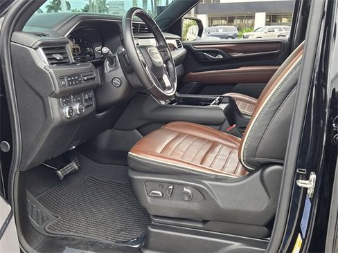 Used 2024 GMC Yukon Denali Ultimate image 14