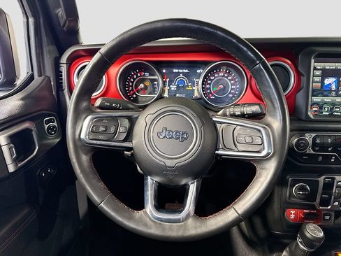 Used 2018 Jeep Wrangler Unlimited Rubicon AWD/4WD image 16