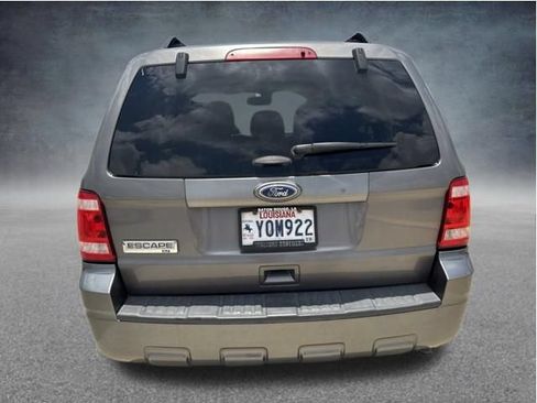 Used 2011 Ford Escape XLT FWD image 6