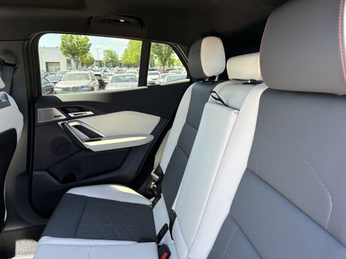 Certified 2025 BMW X2 M35i AWD/4WD image 32