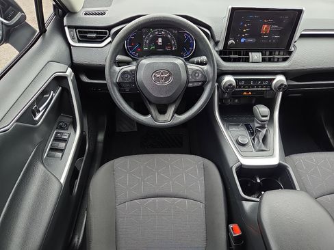 Used 2025 Toyota RAV4 XLE w/ Convenience Package AWD/4WD image 11