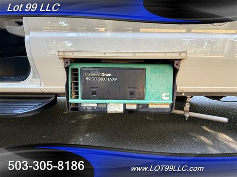 Used 2012 Ford E-350 and Econoline 350 Extended Super Duty w/ Commercial Cargo Van Pkg RWD image 3