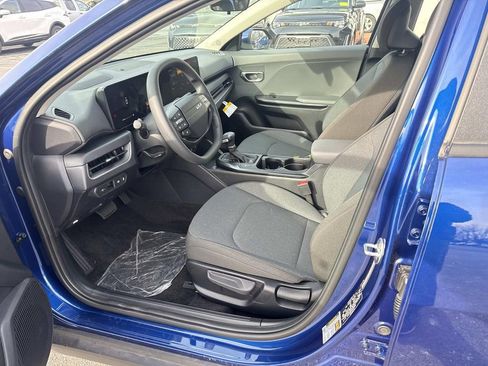 New 2025 Kia K4 LXS image 8