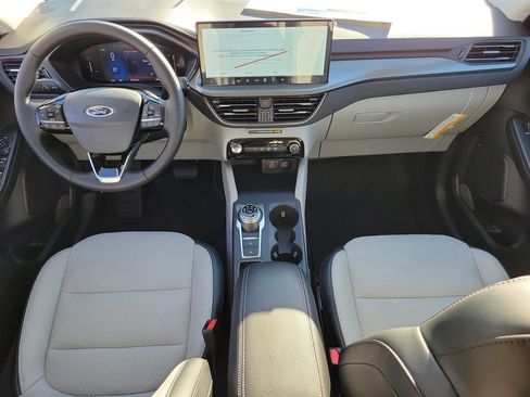 New 2026 Ford Escape SE image 15