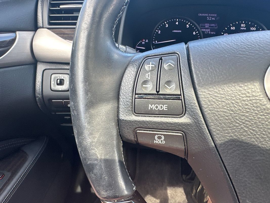 Used 2014 Lexus LS 460 w/ Comfort Package RWD image 19