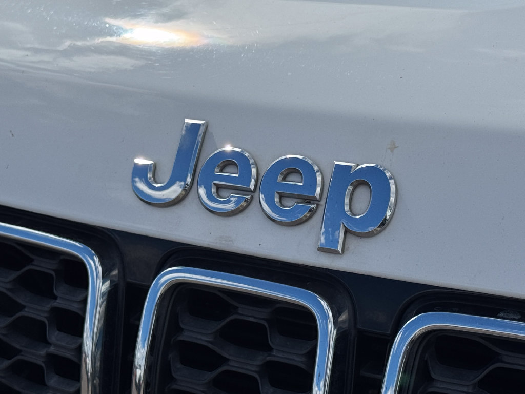 Used 2021 Jeep Grand Cherokee Limited RWD image 23