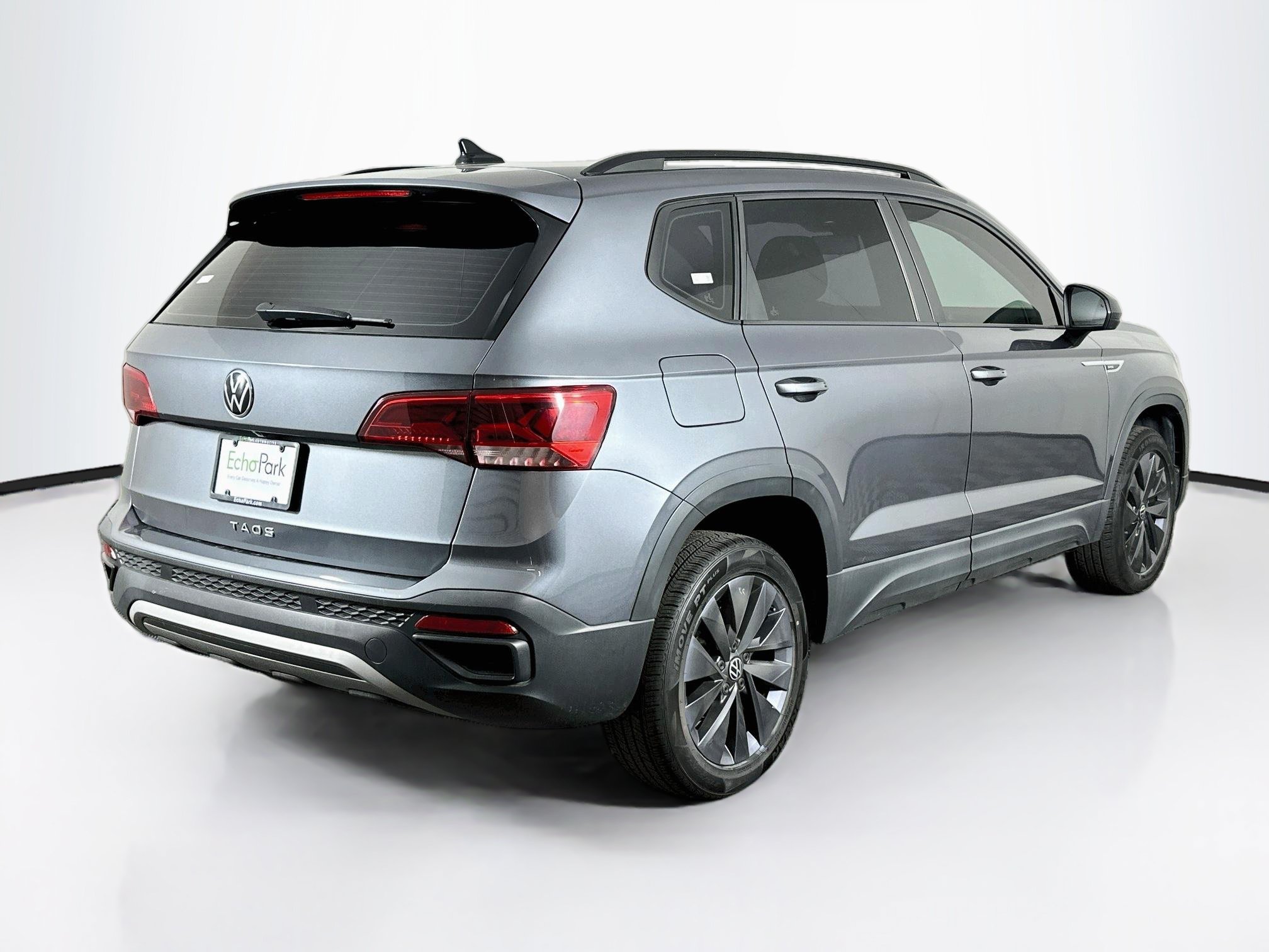 Used 2022 Volkswagen Taos S FWD image 9