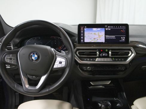 Used 2023 BMW X3 xDrive30i image 2