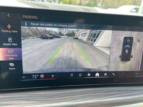 Certified 2025 BMW X5 xDrive40i w/ M Sport Package AWD/4WD image 15