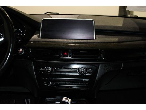 Used 2017 BMW X5 sDrive35i image 16