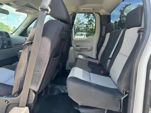 Used 2009 Chevrolet Silverado 2500 W/T AWD/4WD image 16