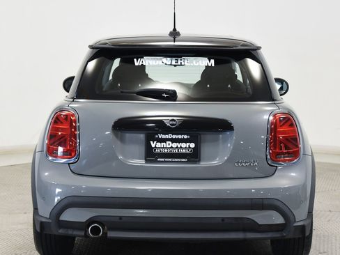 Used 2022 MINI Cooper 2-Door Hardtop w/ Premium Package FWD image 12
