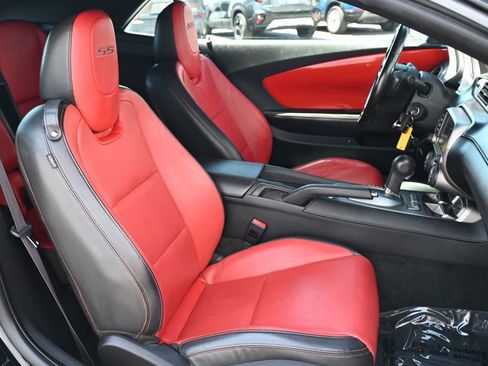 Used 2015 Chevrolet Camaro SS w/ RS Package RWD image 15