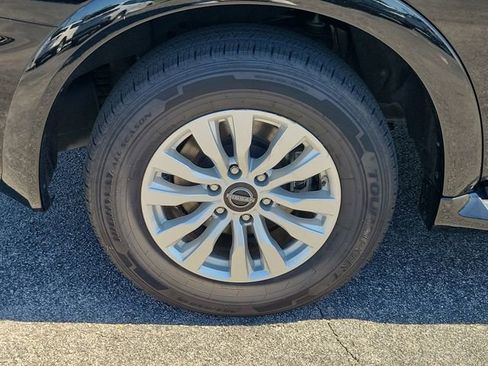 Used 2024 Nissan Armada SV AWD/4WD image 6