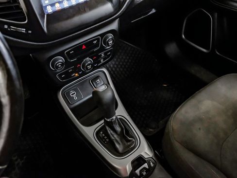 Used 2020 Jeep Compass Sport w/ Cold Weather Group image 23