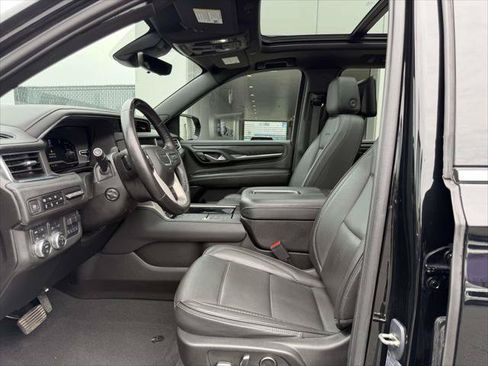 Used 2023 GMC Yukon XL Denali w/ Denali Reserve Package AWD/4WD image 21