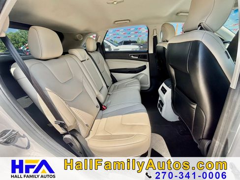 Used 2015 Ford Edge Titanium w/ Technology Package FWD image 26
