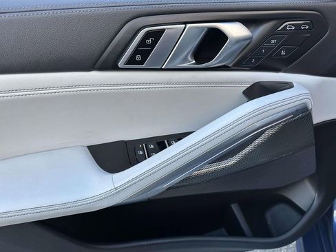 Used 2023 BMW X6 xDrive40i w/ Executive Package image 15