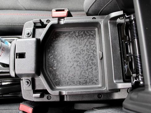 Used 2024 Jeep Wrangler Unlimited Rubicon w/ XTREMEE 35" Tire Package image 22