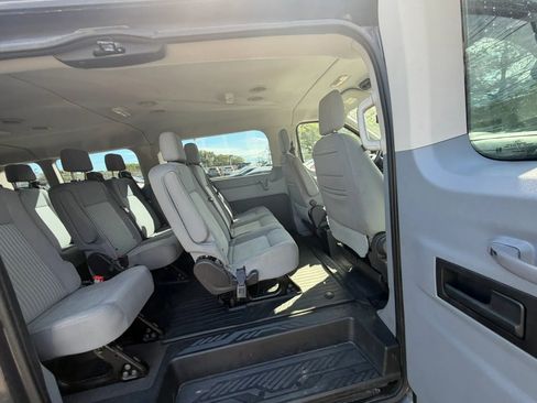 Used 2018 Ford Transit 350 XLT RWD image 16