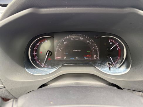 Used 2019 Toyota RAV4 Limited FWD image 28