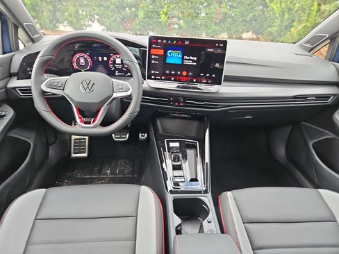New 2025 Volkswagen GTI SE image 7