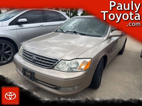 Used 2003 Toyota Avalon XLS FWD image 1