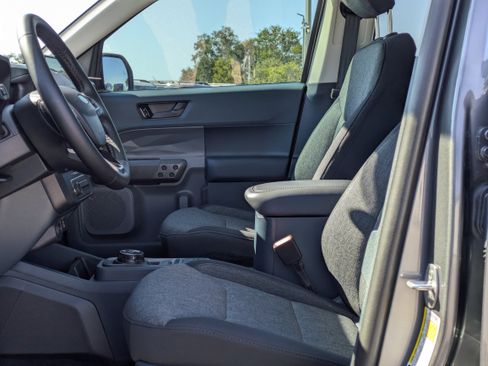 New 2025 Ford Maverick XLT w/ XLT Luxury Package image 22