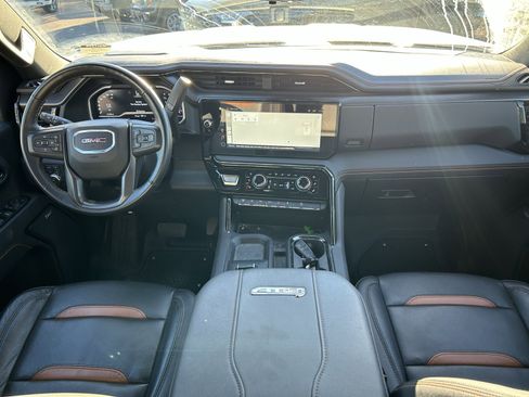Used 2024 GMC Sierra 2500 AT4 w/ Technology Package image 16