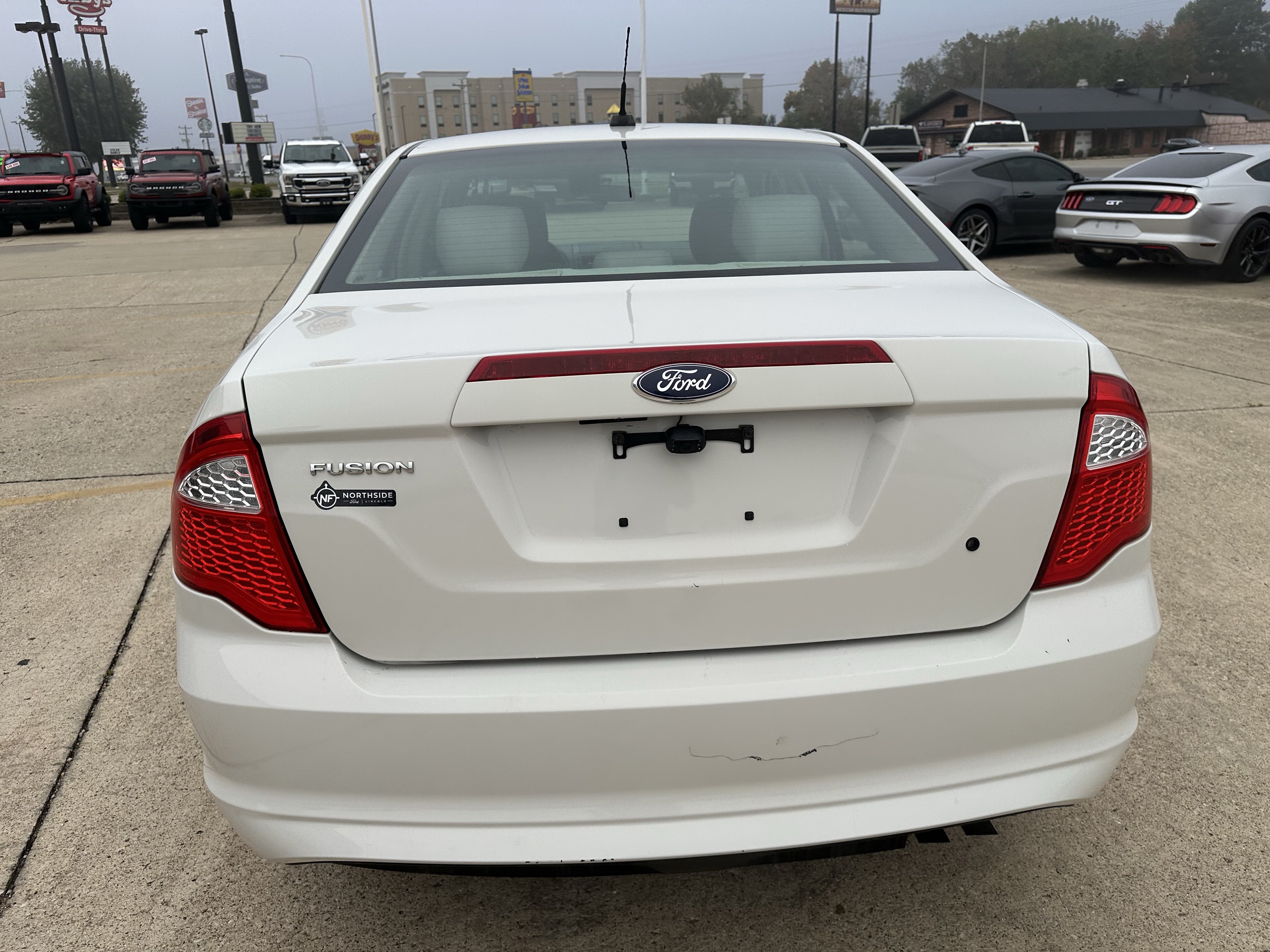 Used 2011 Ford Fusion S FWD image 3