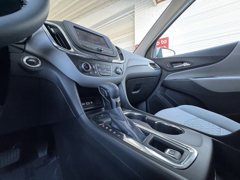 Used 2023 Chevrolet Equinox LT w/ Driver Convenience Package image 23