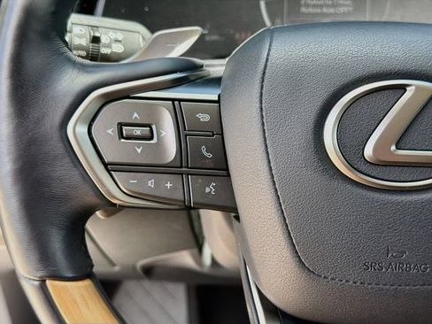 Used 2025 Lexus RX 350 Premium Plus w/ Accessory Package (Z1) FWD image 39