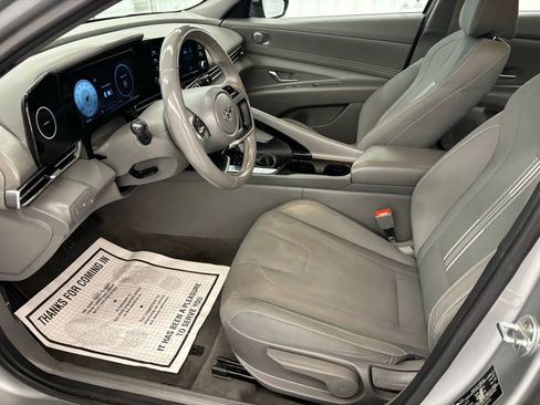 Used 2022 Hyundai Elantra SEL w/ Convenience Package FWD image 37