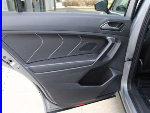 Used 2024 Volkswagen Tiguan SE R-Line image 26