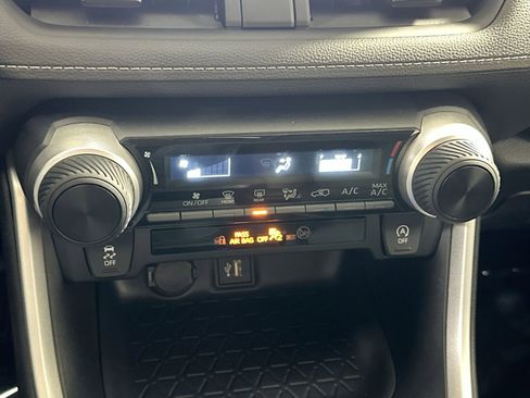 Used 2023 Toyota RAV4 LE image 24