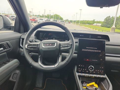 New 2026 GMC Terrain AT4 w/ Convenience Package III AWD/4WD image 10
