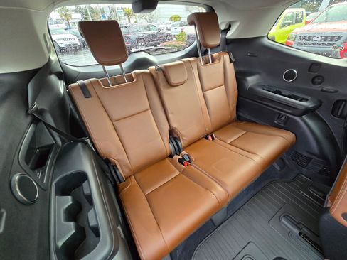 Used 2020 Subaru Ascent Touring image 40