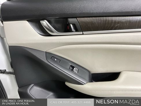 Used 2021 Honda Accord Touring image 23